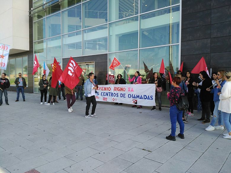 2016 10 06 ConcentracionFolgaCentrosChamadasLugo01.jpg